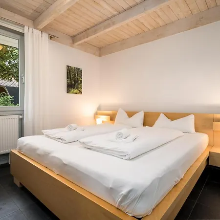 Unter Den Eichen * Röbel