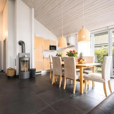 Unter Den Eichen Semesterbostad Röbel